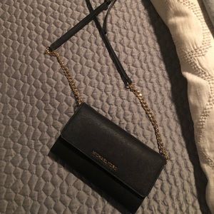 Michael Kors Jet Set Travel Crossbody